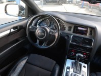 Audi Q7  3.0 TDI S-Line