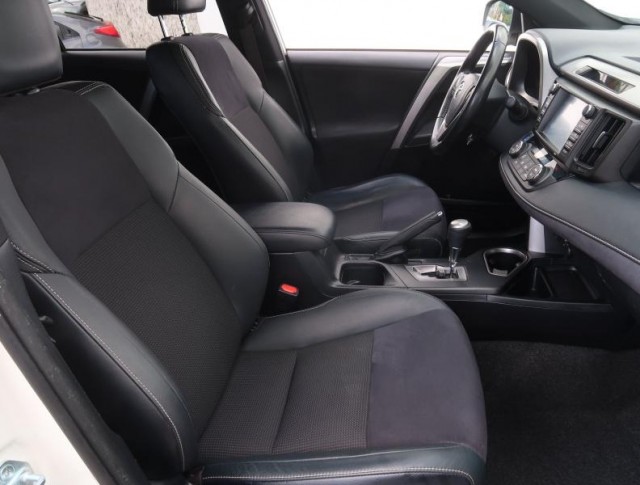Toyota RAV 4  2.5 Hybrid Selection
