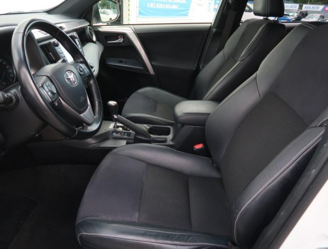 Toyota RAV 4  2.5 Hybrid Selection