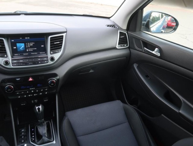 Hyundai Tucson  1.7 CRDi 