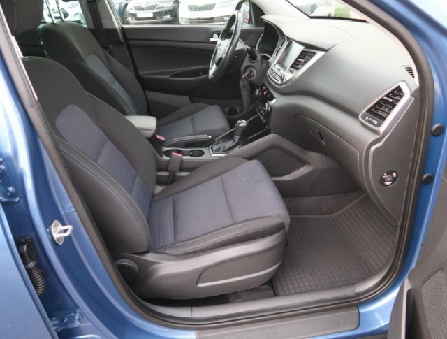 Hyundai Tucson  1.7 CRDi 