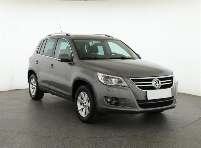 Volkswagen Tiguan  2.0 TSI 