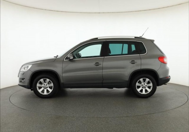 Volkswagen Tiguan  2.0 TSI 