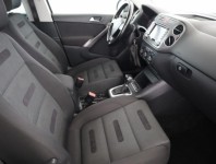 Volkswagen Tiguan  2.0 TSI 