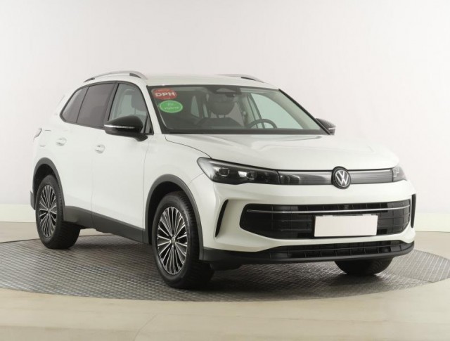 Volkswagen Tiguan  1.5 eTSI Life