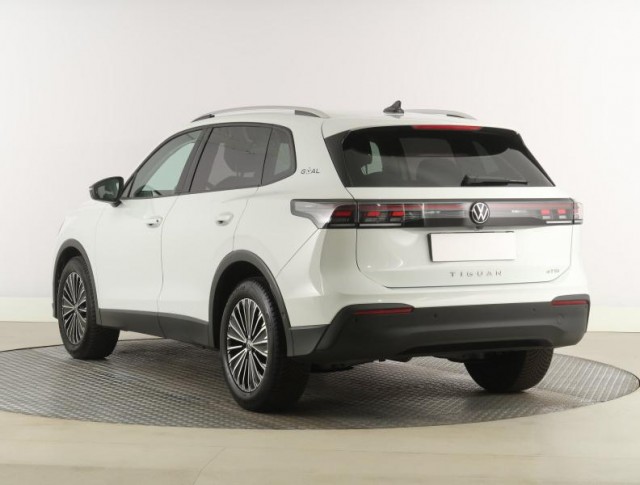 Volkswagen Tiguan  1.5 eTSI Life