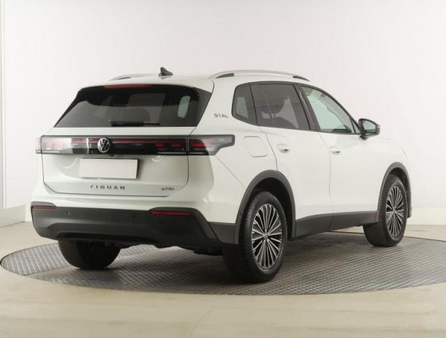 Volkswagen Tiguan  1.5 eTSI Life