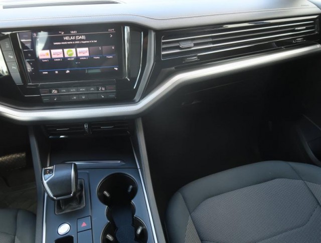Volkswagen Touareg  3.0 TDI 