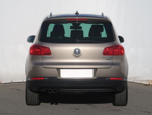 Volkswagen Tiguan  2.0 TDI Sport