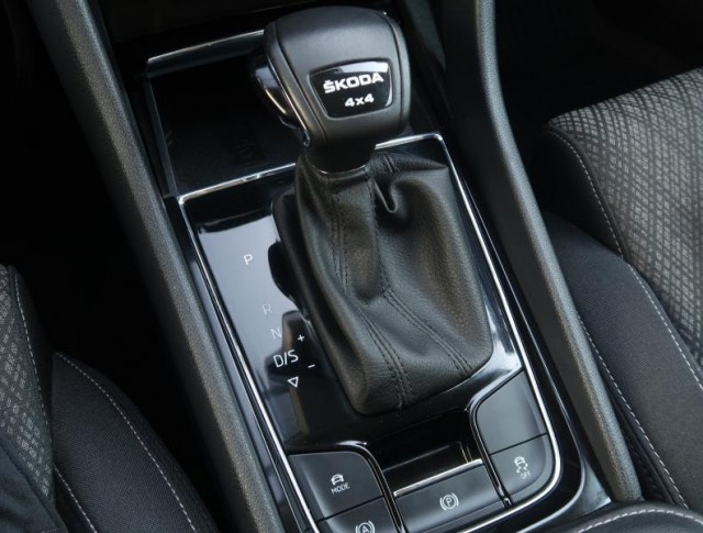 Škoda Karoq  2.0 TDI Ambition Plus