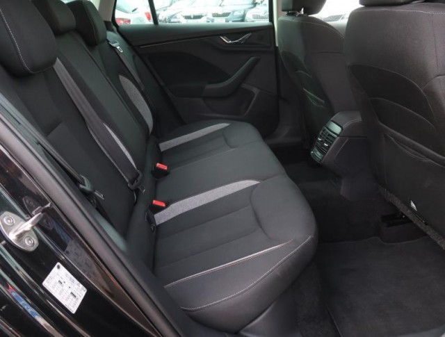 Škoda Kamiq  1.0 TSI Selection