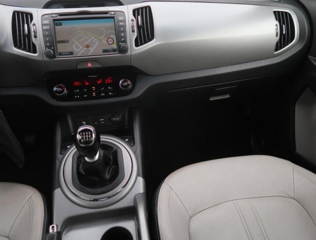 Kia Sportage  1.7 CRDi 