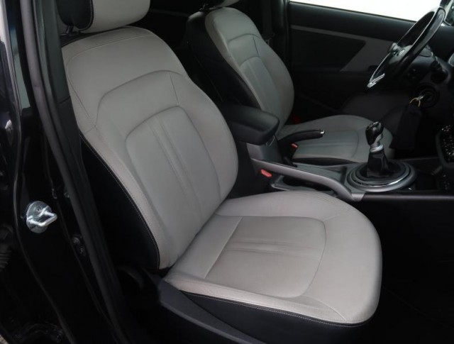 Kia Sportage  1.7 CRDi 