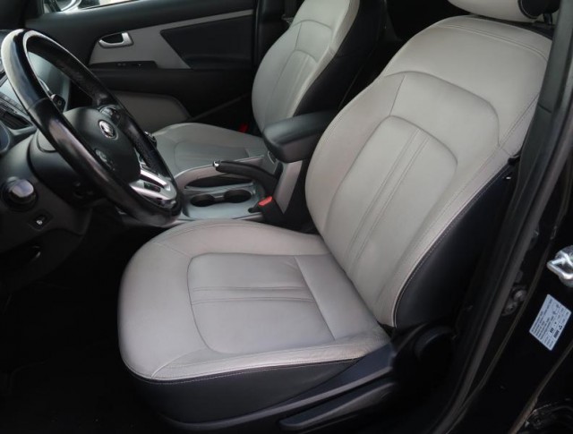 Kia Sportage  1.7 CRDi 