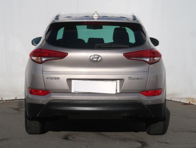 Hyundai Tucson  1.7 CRDi 
