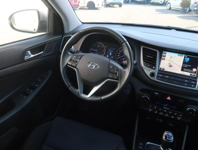 Hyundai Tucson  1.7 CRDi 