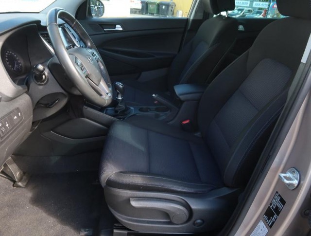 Hyundai Tucson  1.7 CRDi 