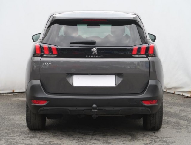 Peugeot 5008  PureTech 130 Active