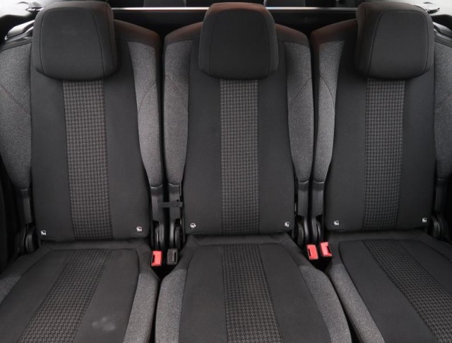 Peugeot 5008  PureTech 130 Active