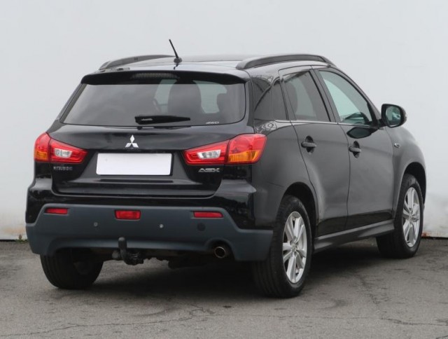 Mitsubishi ASX  1.8 DI-D MIVEC 
