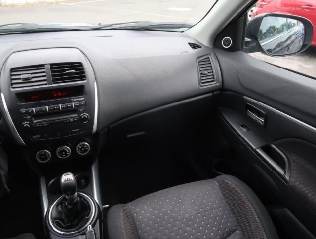Mitsubishi ASX  1.8 DI-D MIVEC 