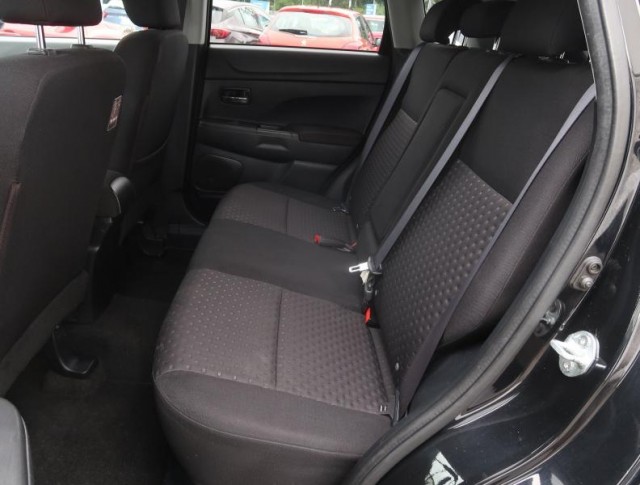 Mitsubishi ASX  1.8 DI-D MIVEC 