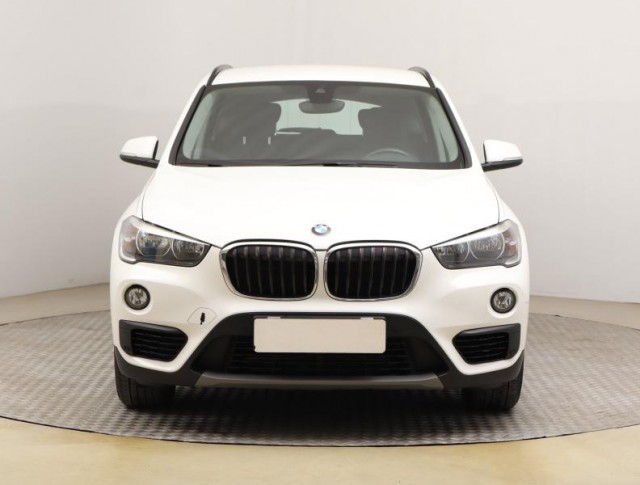 BMW X1  sDrive18i 