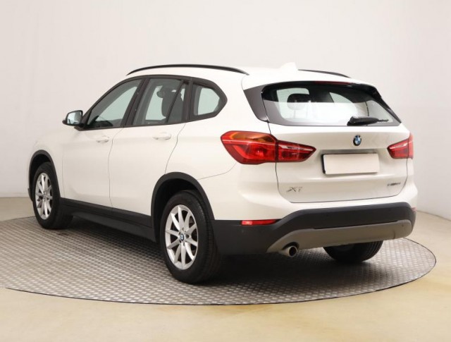 BMW X1  sDrive18i 