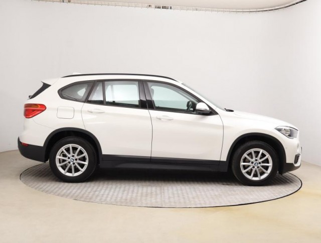 BMW X1  sDrive18i 