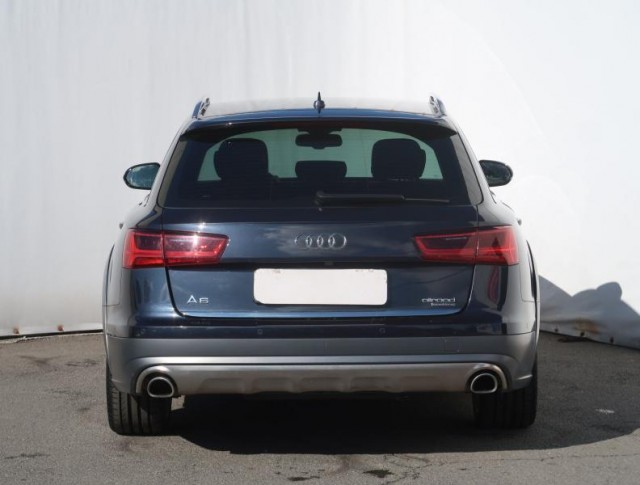Audi A6 Allroad  3.0 TDI 