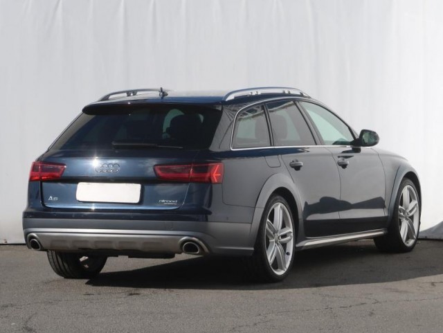 Audi A6 Allroad  3.0 TDI 