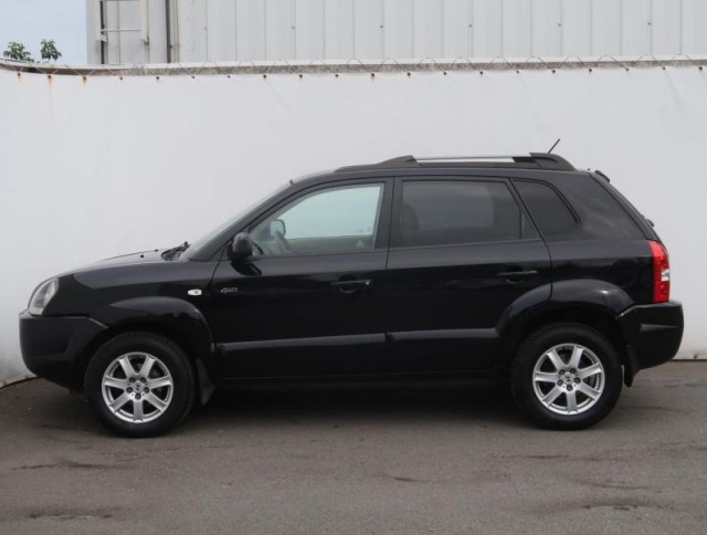 Hyundai Tucson  2.0 CRDi 