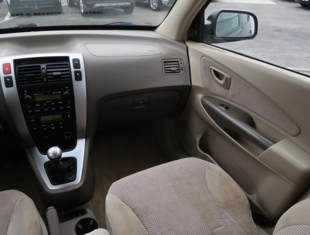 Hyundai Tucson  2.0 CRDi 
