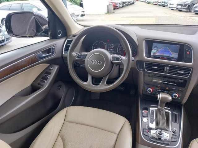 Audi Q5  2.0 TDI S line