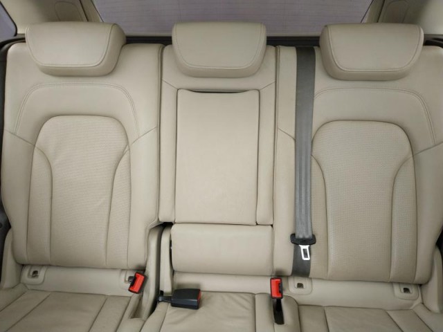 Audi Q5  2.0 TDI S line