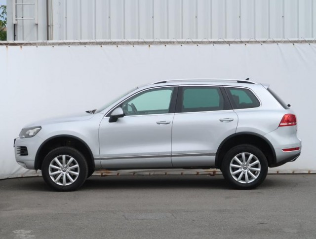 Volkswagen Touareg  3.0 TDI 
