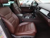 Volkswagen Touareg  3.0 TDI 