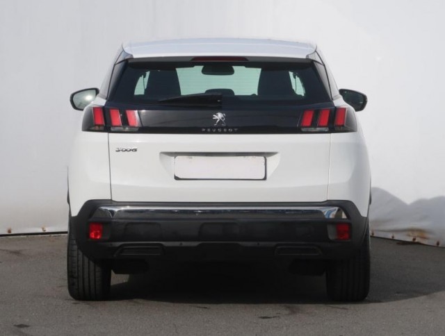 Peugeot 3008  1.2 PureTech 