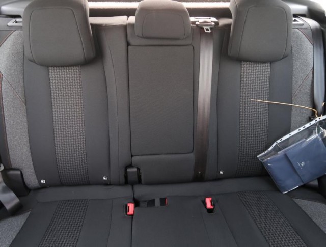 Peugeot 3008  1.2 PureTech 