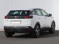 Peugeot 3008  1.2 PureTech 