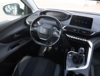 Peugeot 3008  1.2 PureTech 
