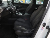 Peugeot 3008  1.2 PureTech 