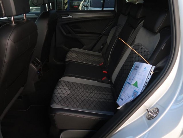 Volkswagen Tiguan  1.4 TSI eHybrid R-Line