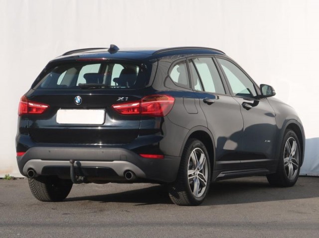 BMW X1  xDrive20i 