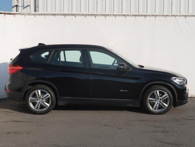 BMW X1  xDrive20i 