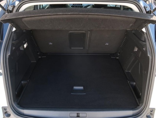 Peugeot 3008  1.2 PureTech 