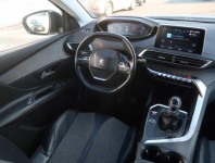 Peugeot 3008  1.2 PureTech 