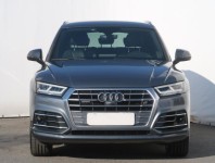 Audi Q5  3.0 TDI S line