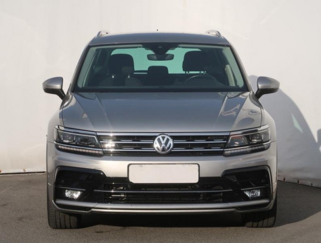 Volkswagen Tiguan  2.0 TSI R-Line