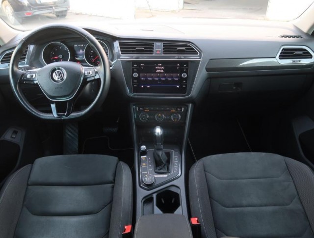 Volkswagen Tiguan  2.0 TSI R-Line